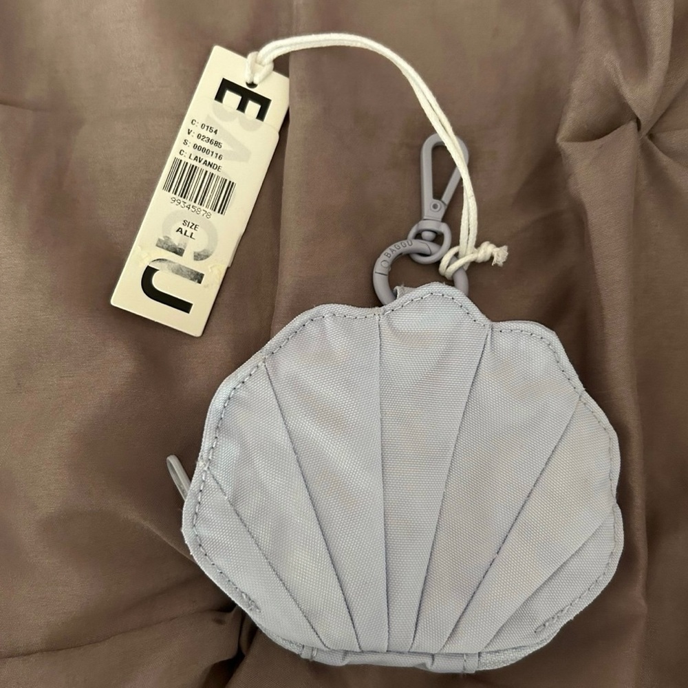 NEW BAGGU Lavender Grey Shell Bag Charm